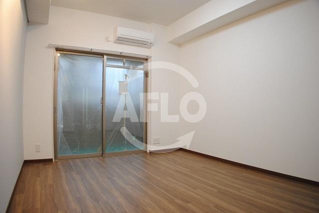 居室・リビング　ウエンズ東心斎橋　洋室