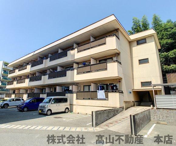 アークヒルズの建物外観