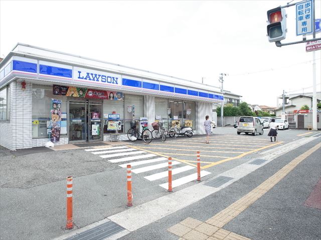 コンビニ　ローソン 明石明南二丁目店（コンビニ）まで673m