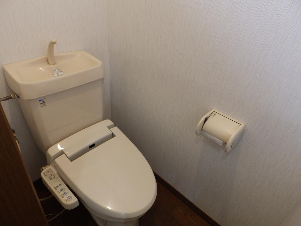 トイレ　清潔感のあるトイレ