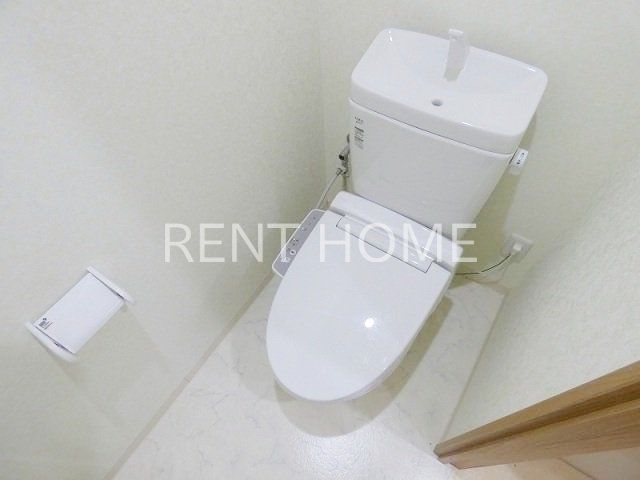 トイレ　ウォシュレット付き