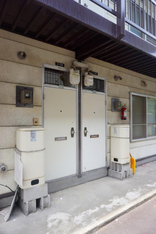 エントランス　エントランス