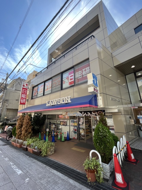 コンビニ　ローソン　神戸岡本坂店（コンビニ）まで200m