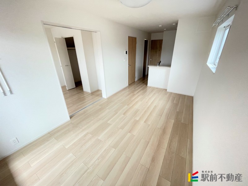 居室・リビング　類似物件の写真です