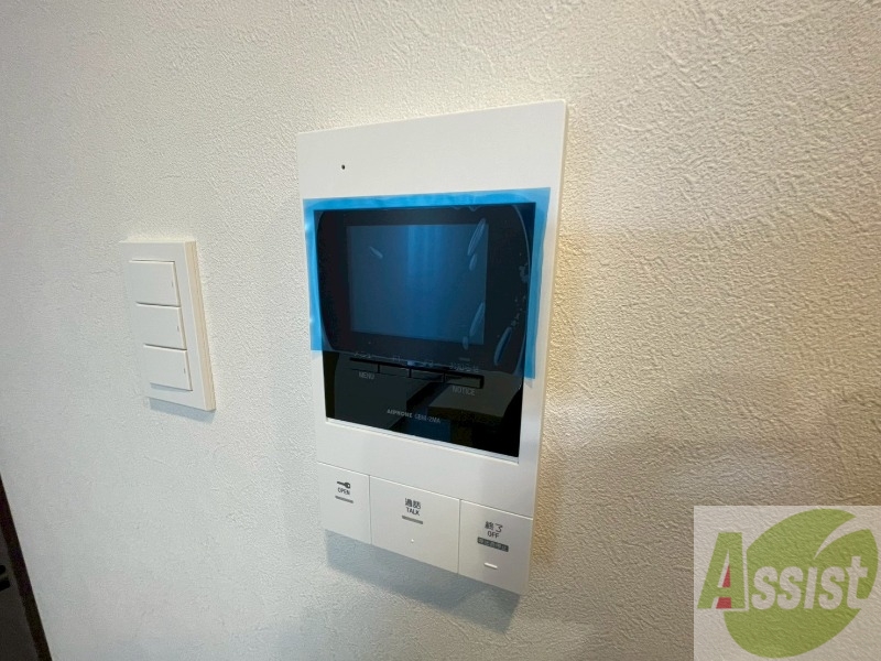 セキュリティ　ＴＶモニター付インターホンです。来客者の顔が見えるので安心！