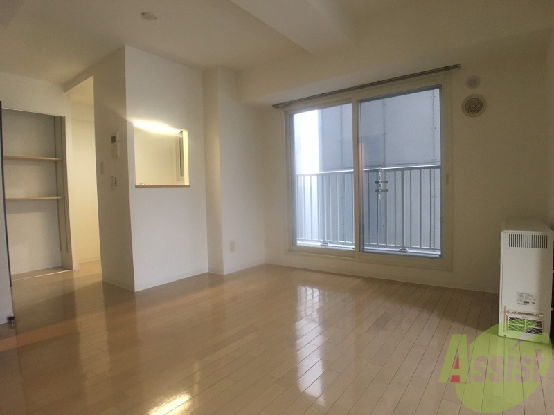 居室・リビング　広くてキレイなお部屋が広がっていて、充実した生活が送れそう。