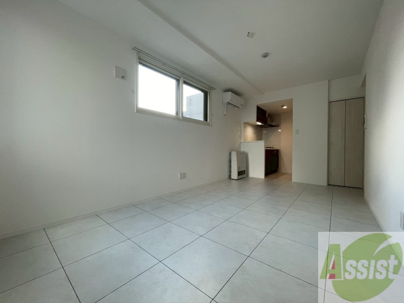 居室・リビング　広々としたリビングですね。使い勝手がよさそうですね！