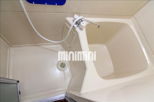 バス・シャワールーム　ゆったりできるお風呂です