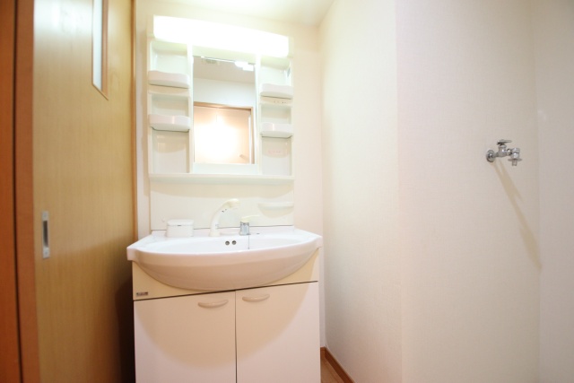 洗面設備　※別室の参考写真の為、現況優先です。