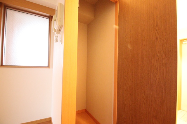 収納　※別室の参考写真の為、現況優先です。