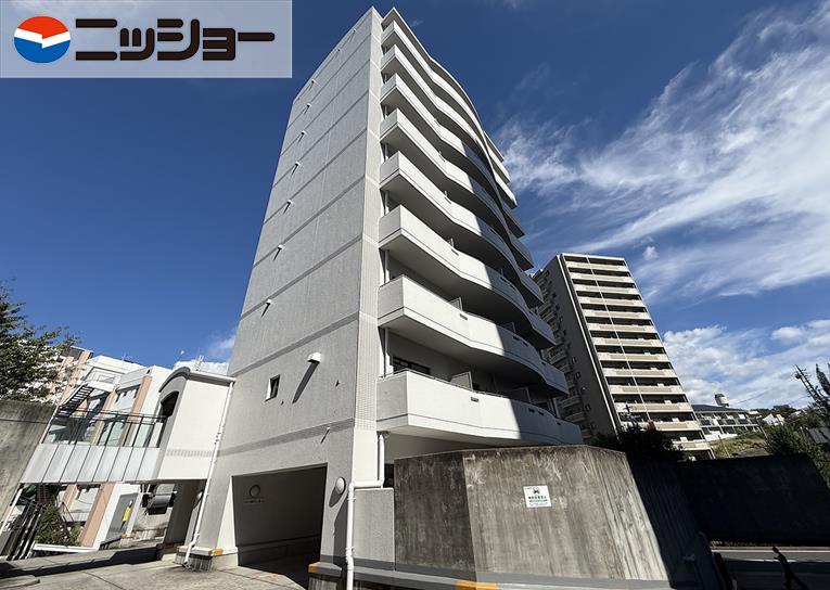 ユース山手館の建物外観