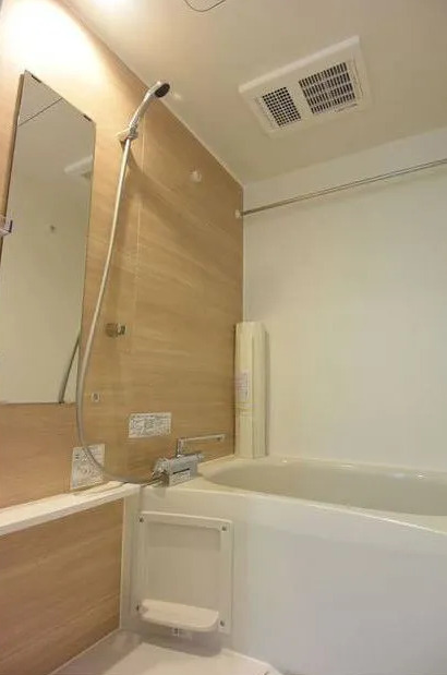 バス・シャワールーム　お風呂で日々の疲れを落としましょう