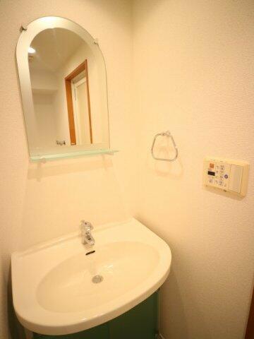 洗面設備　※参考写真