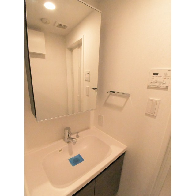 洗面設備　忙しい朝には欠かせない洗面所です