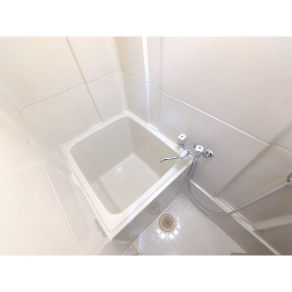 バス・シャワールーム　※別室の参考写真の為、現況優先です。