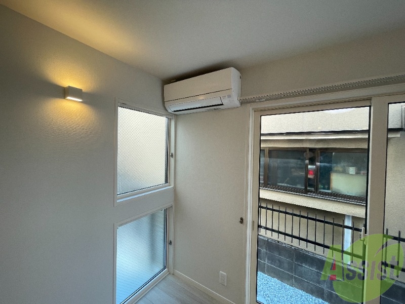 その他設備　エアコンは２基設置されておりました。寒暖対策も安心ですね。