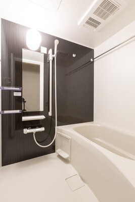 バス・シャワールーム　お風呂で日々の疲れを落としましょう