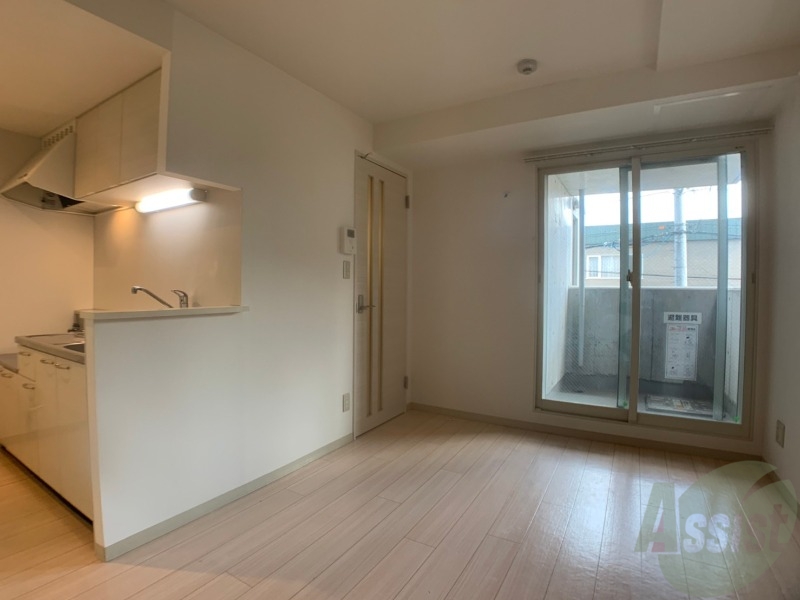 居室・リビング　広くてキレイなお部屋が広がっていて、充実した生活が送れそう。