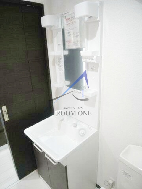 洗面設備　独立洗面台です。