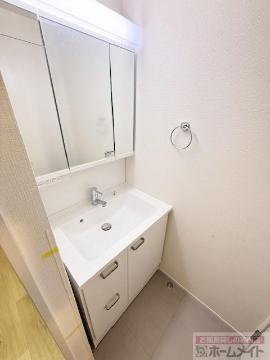 洗面設備　洗髪洗面化粧台