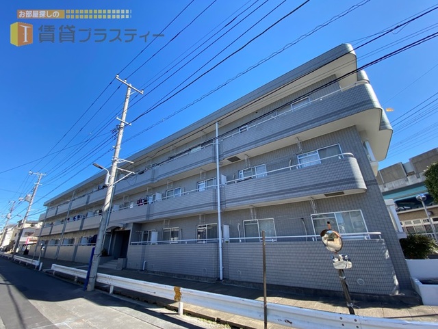 建物外観　重厚感のあるマンションです。