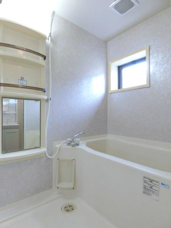 バス・シャワールーム　図面と現状に相違がある場合には現状を優先