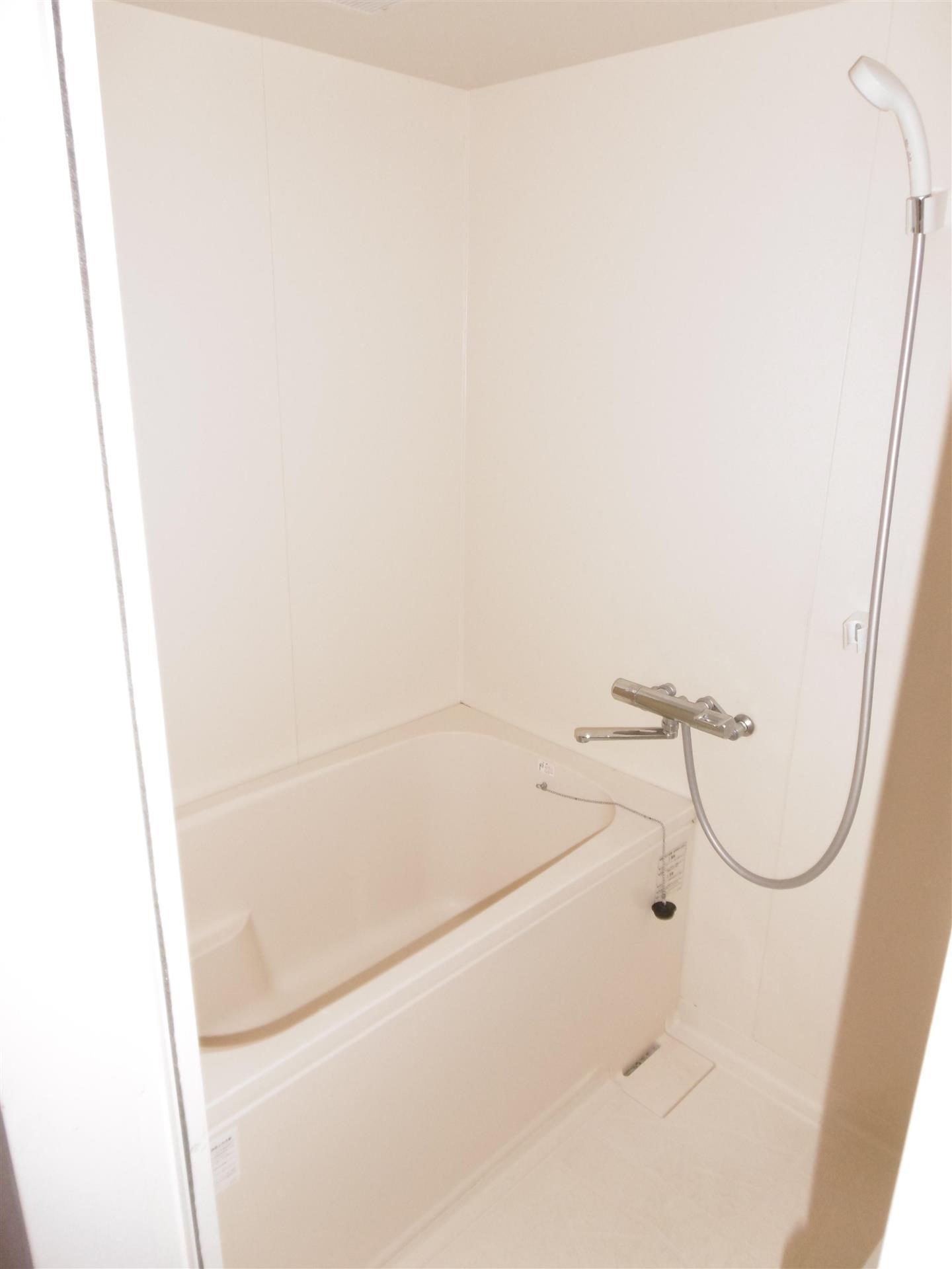 バス・シャワールーム　バスルーム