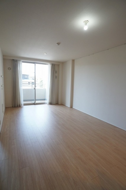 居室・リビング　※前回募集時写真です