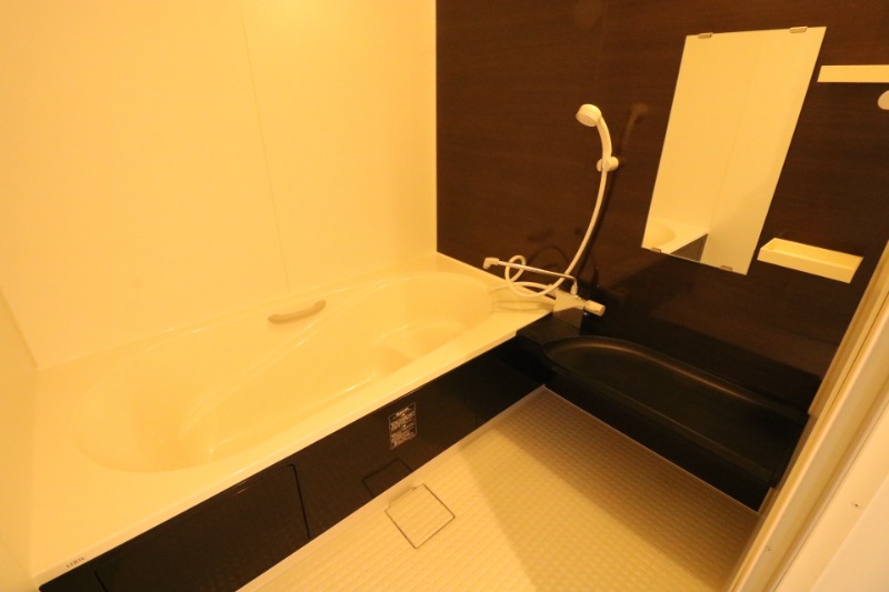 バス・シャワールーム　珍しい一坪バス♪