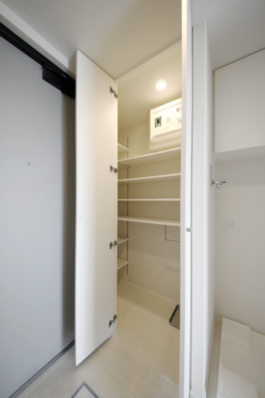 玄関　シューズインクローゼット付玄関