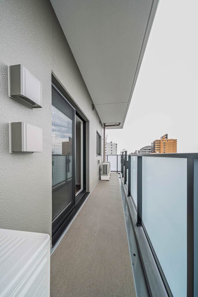 バルコニー　バルコニー