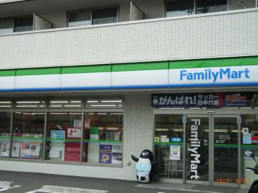 コンビニ　ファミリーマート 東大井店（コンビニ）まで479m