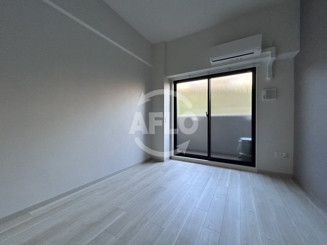 居室・リビング　ファーストフィオーレ江坂ガーデン　リビング