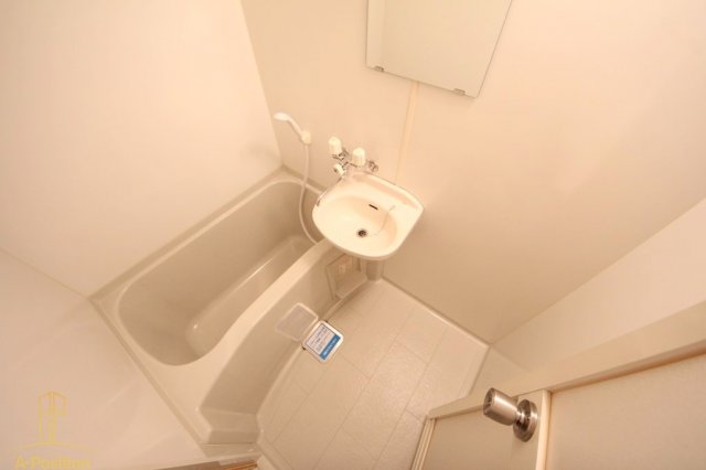 バス・シャワールーム　パラシオ南森町