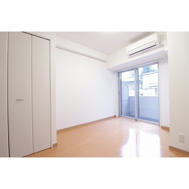 居室・リビング　居室※別部屋参考写真