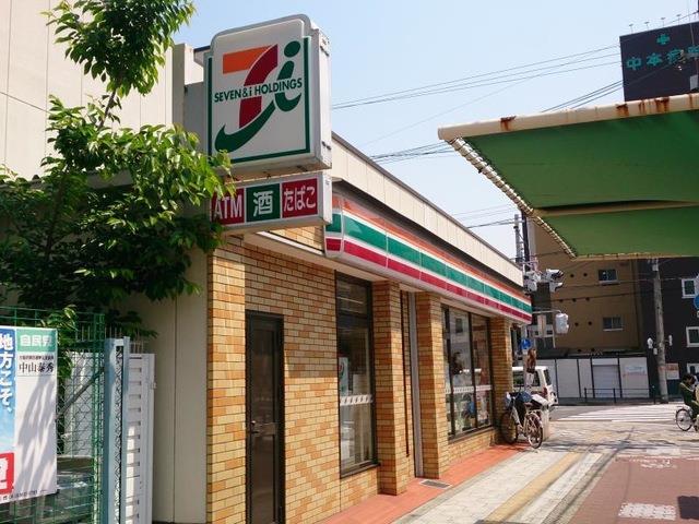コンビニ　セブンイレブン 大阪中道3丁目店（コンビニ）まで298m
