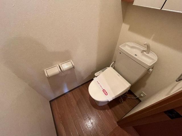 トイレ　シャワー付トイレ