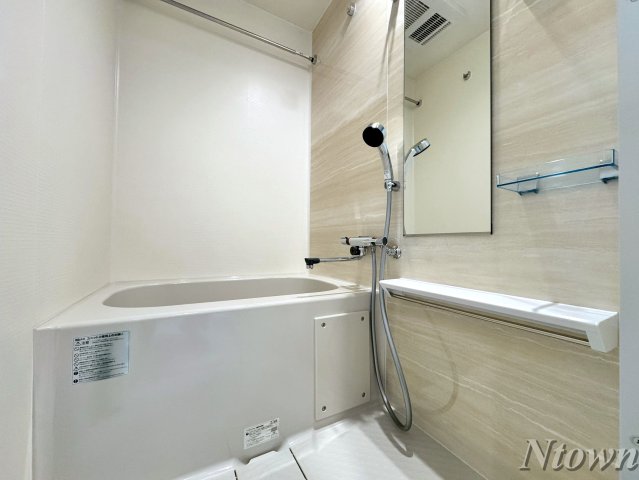 バス・シャワールーム　日々の疲れを癒すお風呂付です