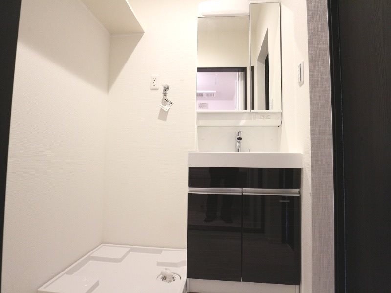 洗面設備　脱衣所　独立洗面台（シャンプードレッサー）