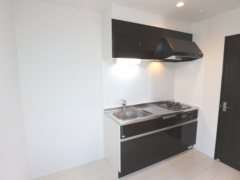 キッチン　システムキッチン（ガス2口コンログリル付）