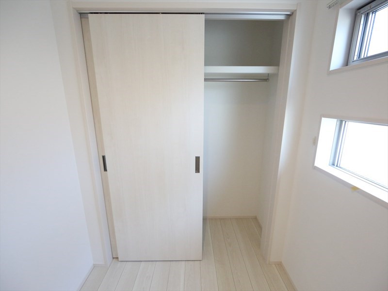 収納　クローゼット（収納充実してます）　同仕様写真