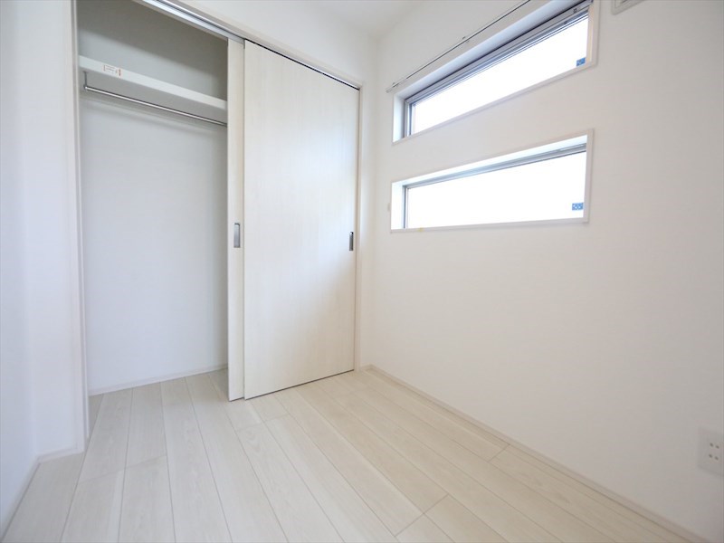 その他部屋・スペース　洋室3帖　クローゼット付（収納充実してます）　同仕様写真