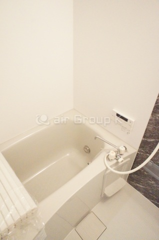 バス・シャワールーム　バスルーム