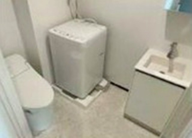 トイレ　参考写真