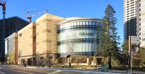 ショッピングセンター　グランツリー武蔵小杉（ショッピングセンター）まで831m