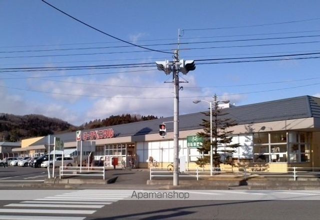 スーパー　ヨークベニマル二本松インター店（スーパー）まで1500m