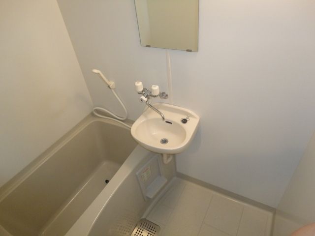 バス・シャワールーム　♪浴室♪