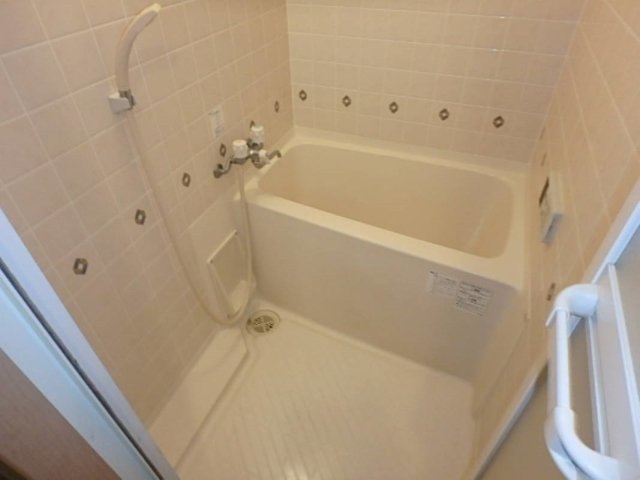 バス・シャワールーム　バスルーム