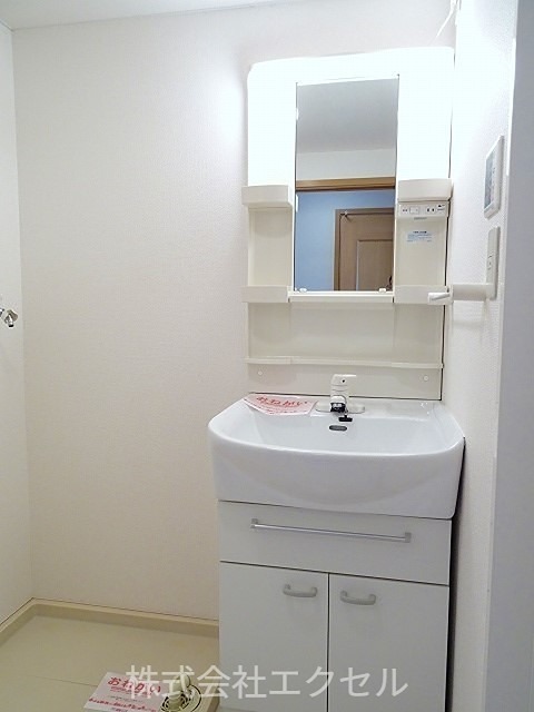 洗面設備　独立洗面台です。