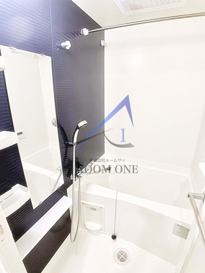 バス・シャワールーム　お風呂です。